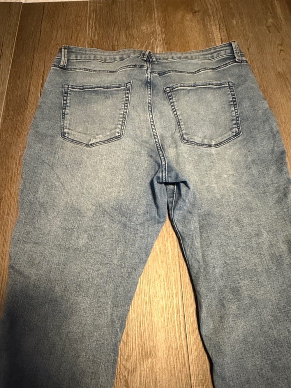LC Lauren Conrad Light Wash Mid Rise Skinny Jeans - Picture 5 of 7